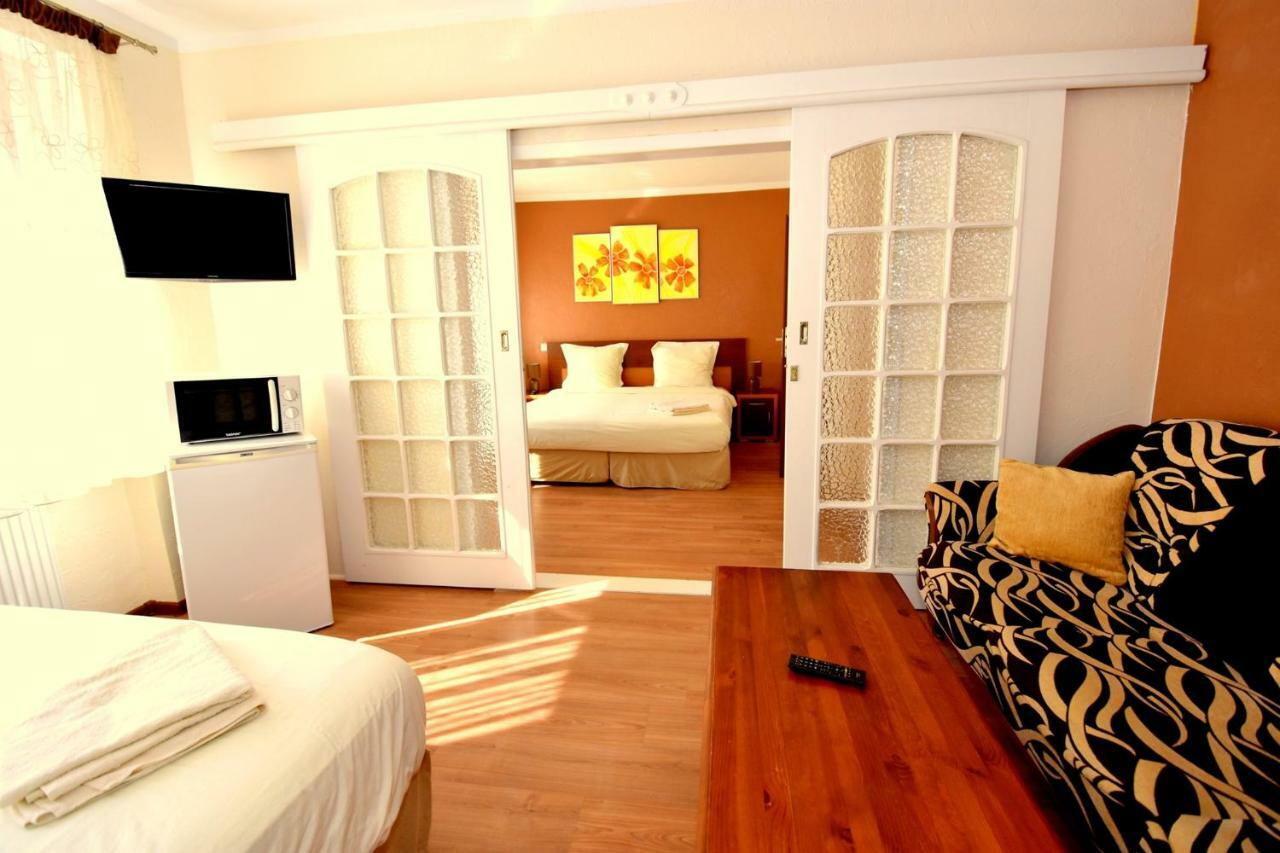 Holiday Leba Ngoại thất bức ảnh