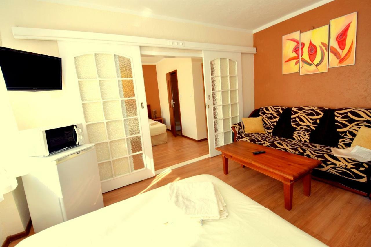 Holiday Leba Ngoại thất bức ảnh